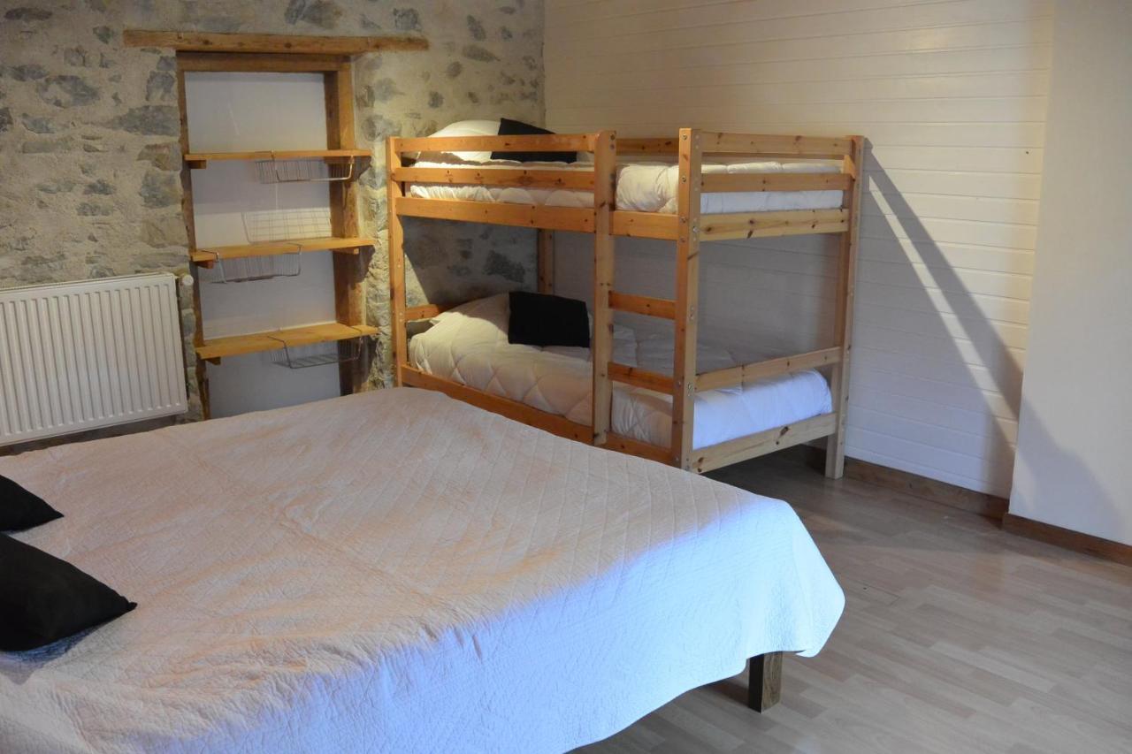 Gites Tre Le Grenier Les Moussieres Екстериор снимка